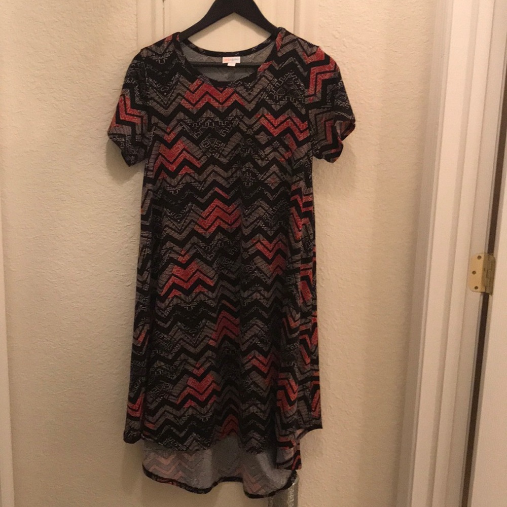 Size small LulaRoe Carly dress EUC